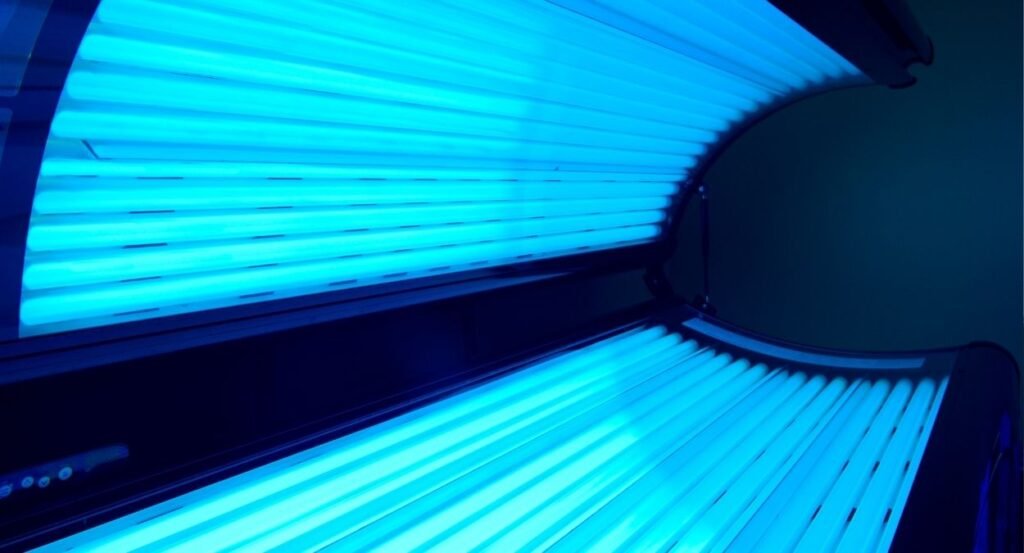 tanning bed with light